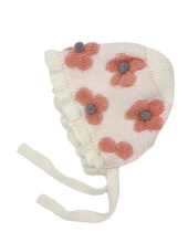 Load image into Gallery viewer, Flower Bonnet- Cream - CovetedThings
