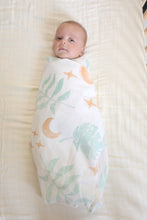 Load image into Gallery viewer, Plants Receiving Blanket - CovetedThings