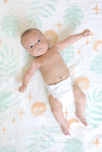 Load image into Gallery viewer, Plants Receiving Blanket - CovetedThings