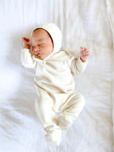 Load image into Gallery viewer, Organic Cotton unisex bonnet in Dove - CovetedThings