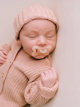 Load image into Gallery viewer, Organic cotton heirloom knitted newborn hat in Blush - CovetedThings
